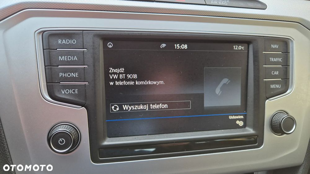 Volkswagen Passat - 22