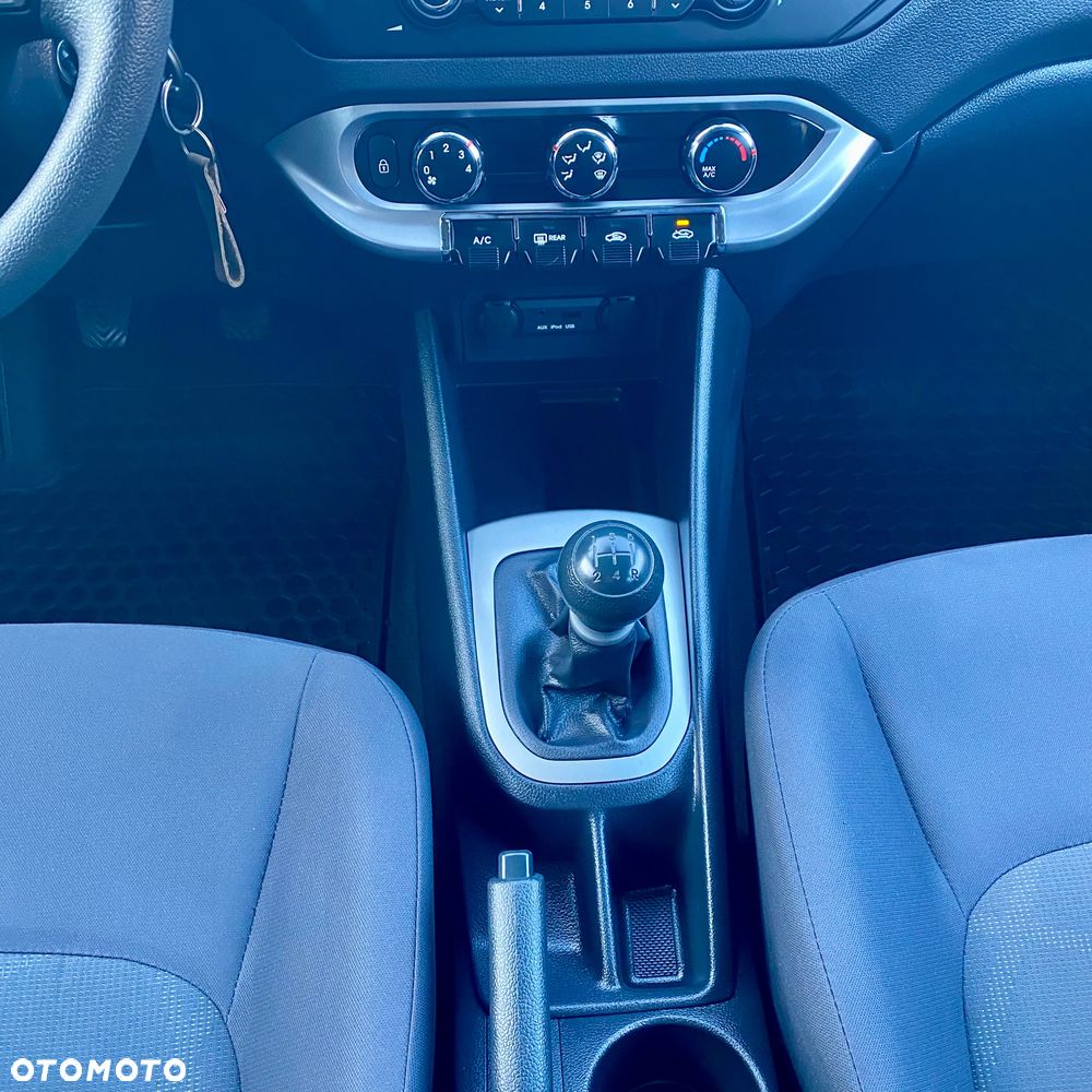 Kia Rio 1.2 Attract - 19