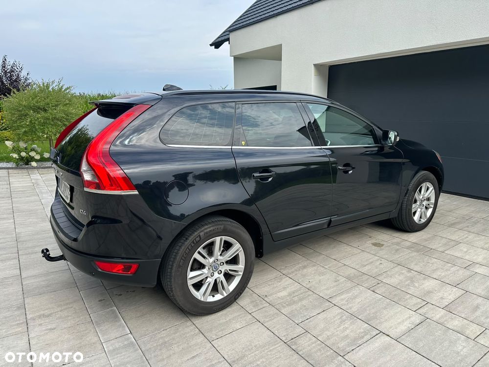 Volvo XC 60 - 4