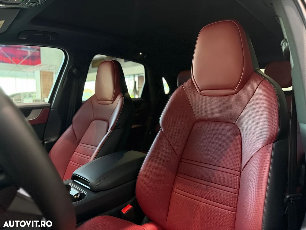 Porsche Cayenne Standard - 28