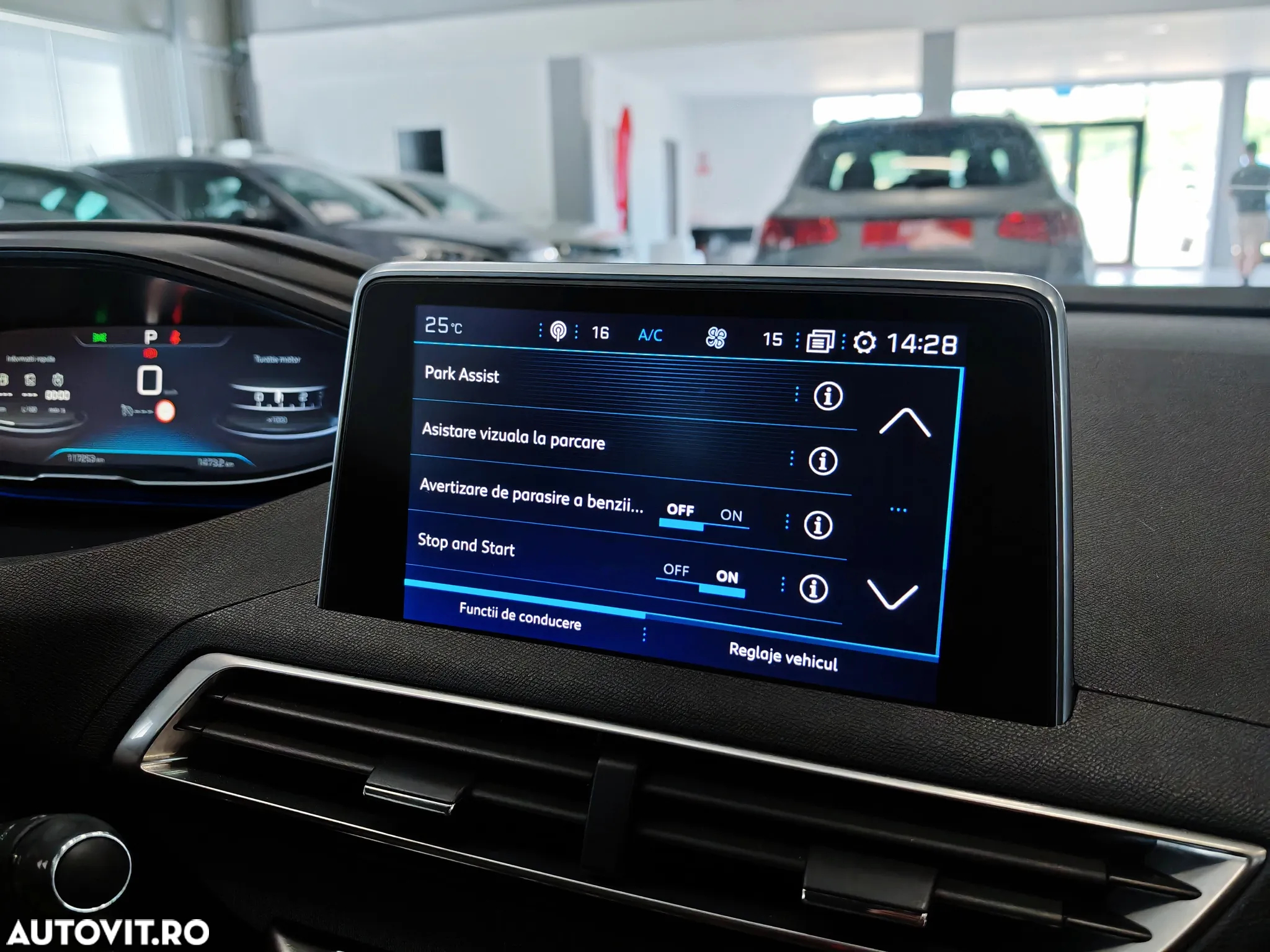Peugeot 3008 1.2 PureTech S&S EAT8 Allure - 19