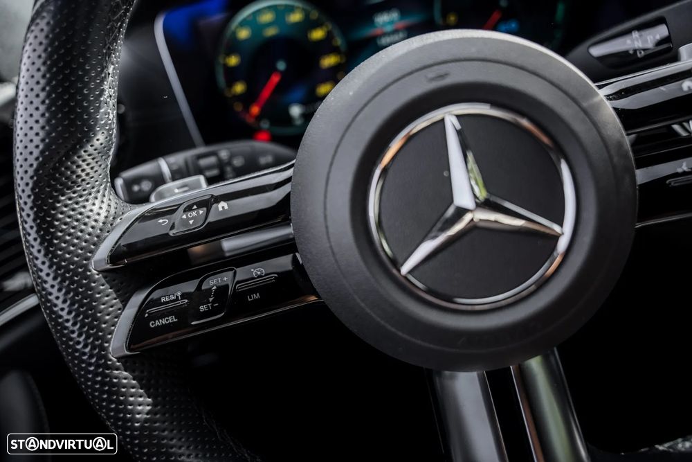 Mercedes-Benz E 300 de AMG Line - 39