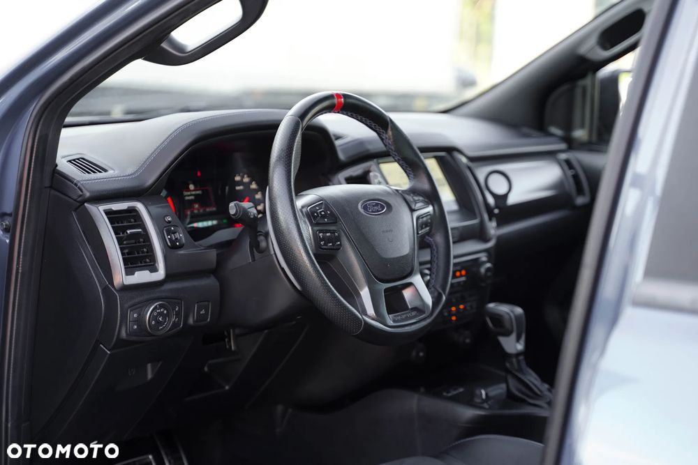 Ford Ranger Raptor - 23