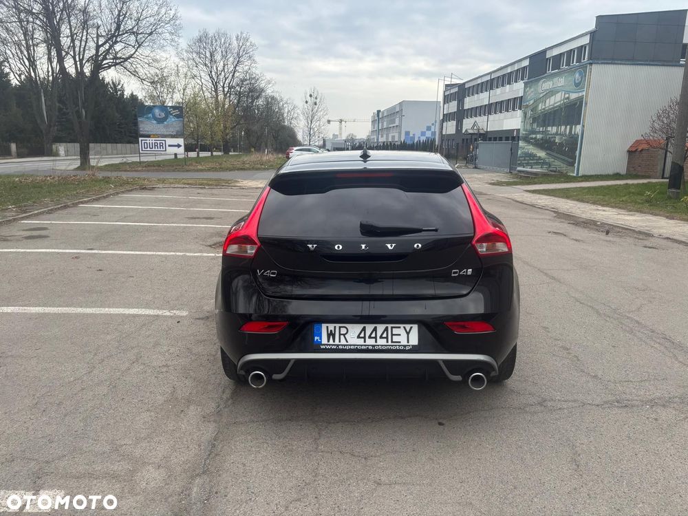 Volvo V40 D4 Drive-E R-Design Summum - 7