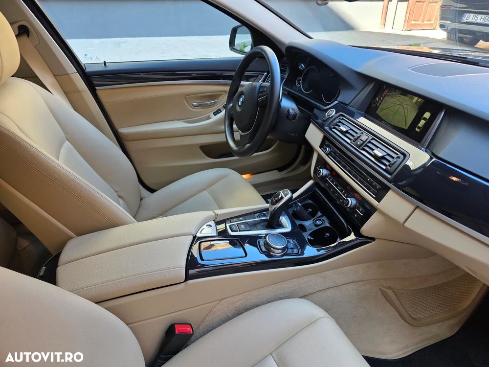 BMW Seria 5 525d xDrive AT - 8