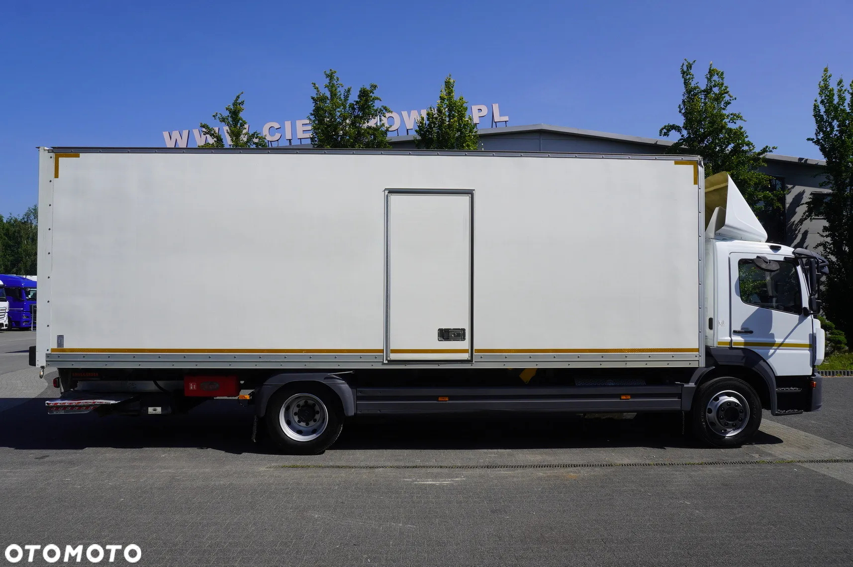 Mercedes-Benz Atego 1321 / 80 tys. km !!! / Kontener 20 EPAL - 3