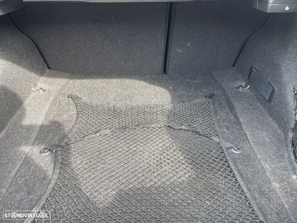 BMW 218 d Coupe - 17