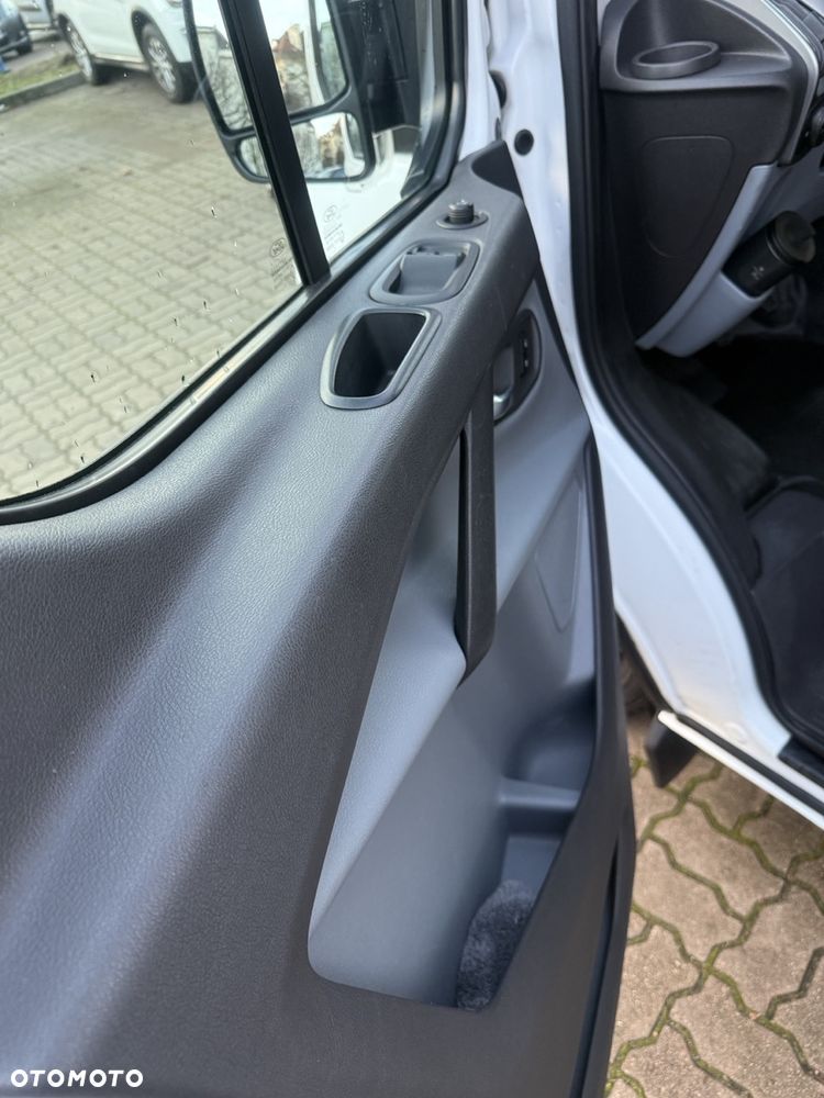 Ford Transit Custom - 18
