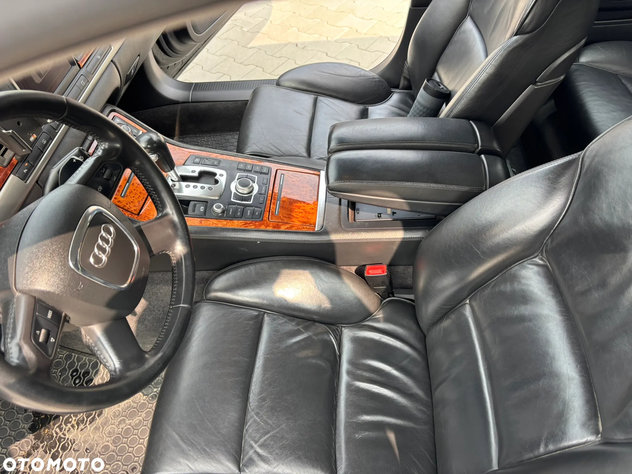 Audi A8 4.2 Quattro - 15