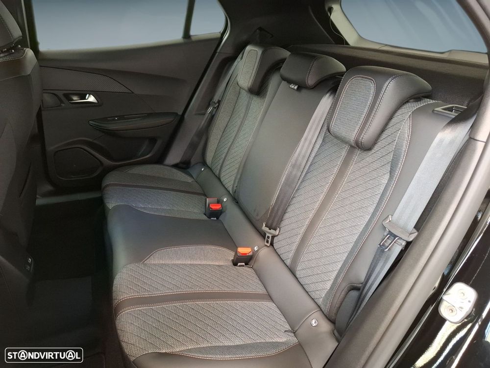 Peugeot 2008 1.2 PureTech Allure - 8