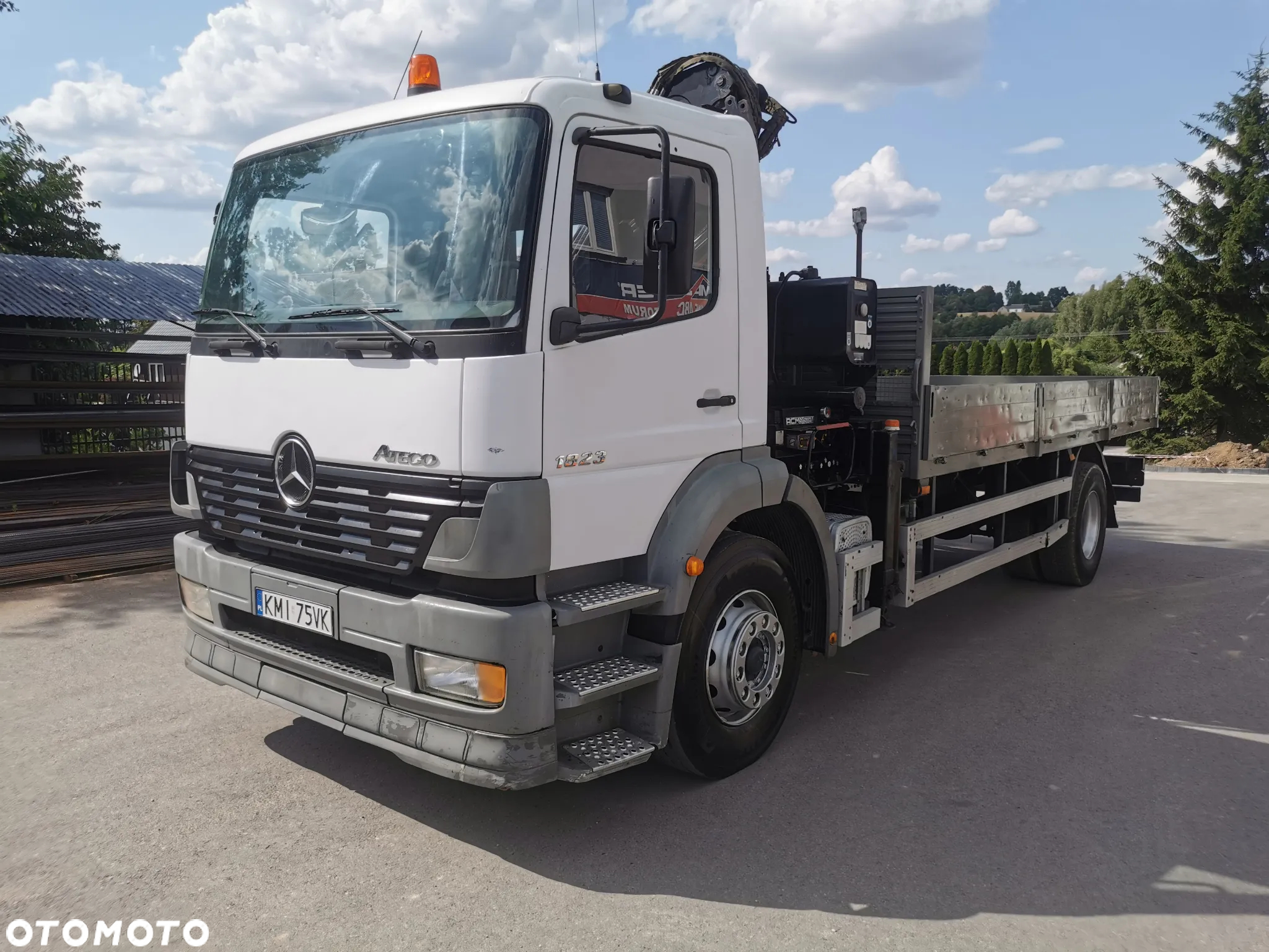 Mercedes-Benz Atego 1823 żuraw HDS Atlas 105.2 koła 315/80R22,5 - 21