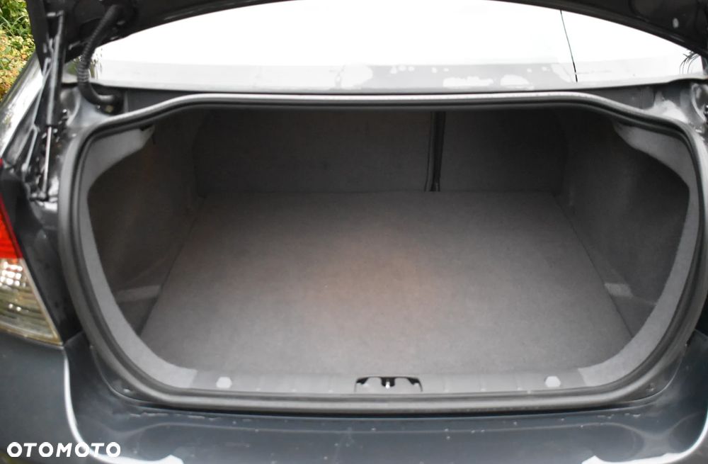 Volvo S40 2.4i R-Design Momentum - 28