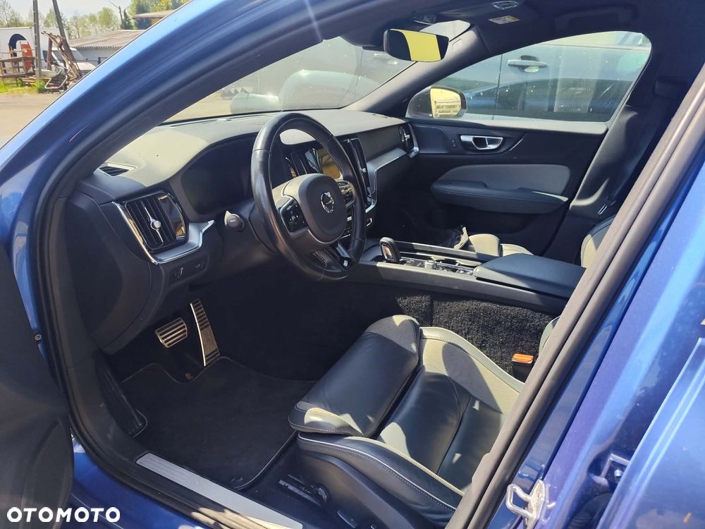 Volvo V60 B5 B AWD Geartronic RDesign - 11