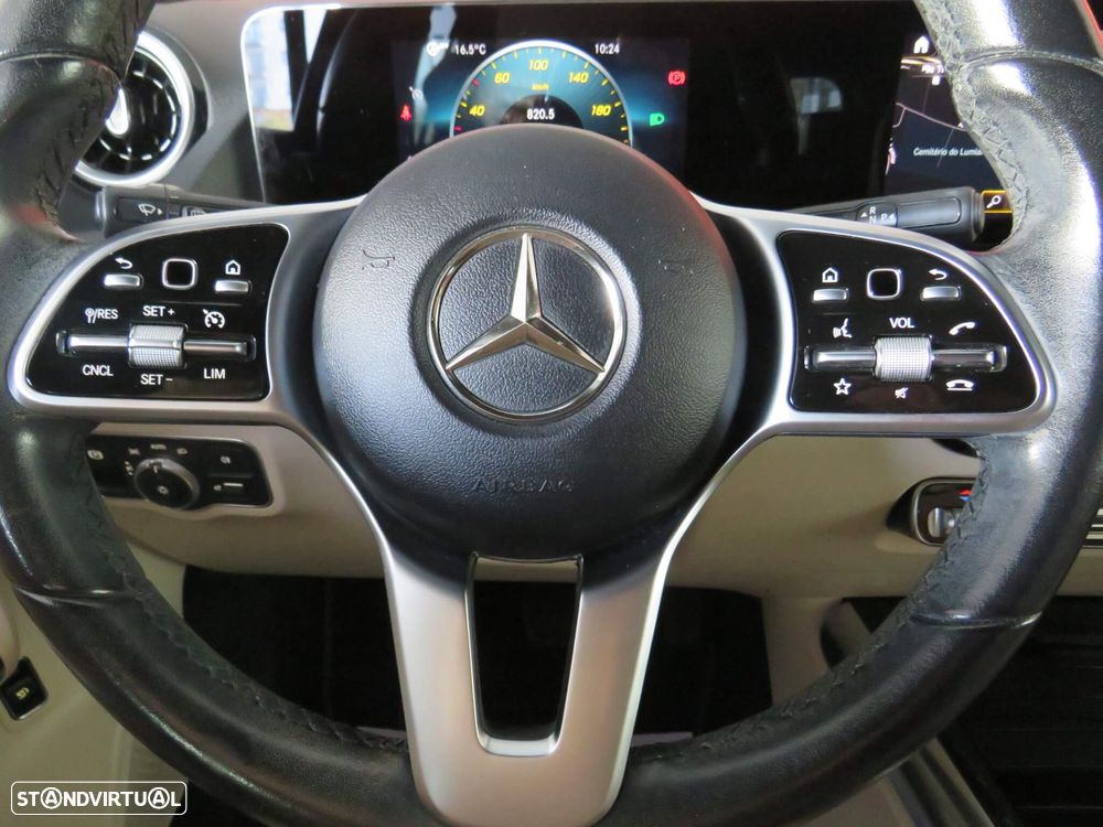 Mercedes-Benz GLA 180 d Style - 17