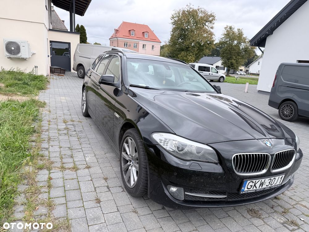 BMW Seria 5 520d - 8