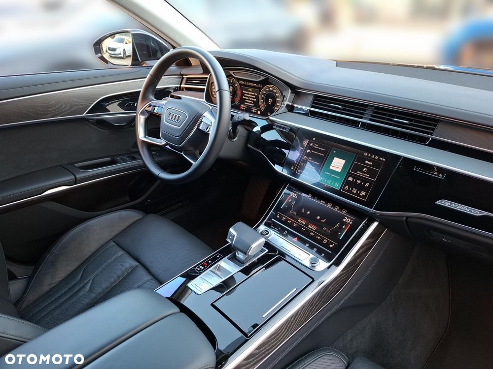Audi A8 - 12