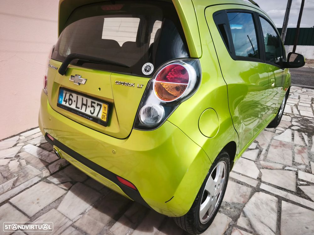 Chevrolet Spark 1.2 LT - 24