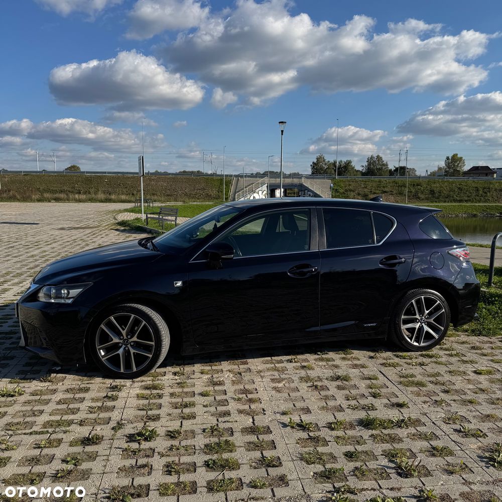 Lexus CT 200h F Sport - 9