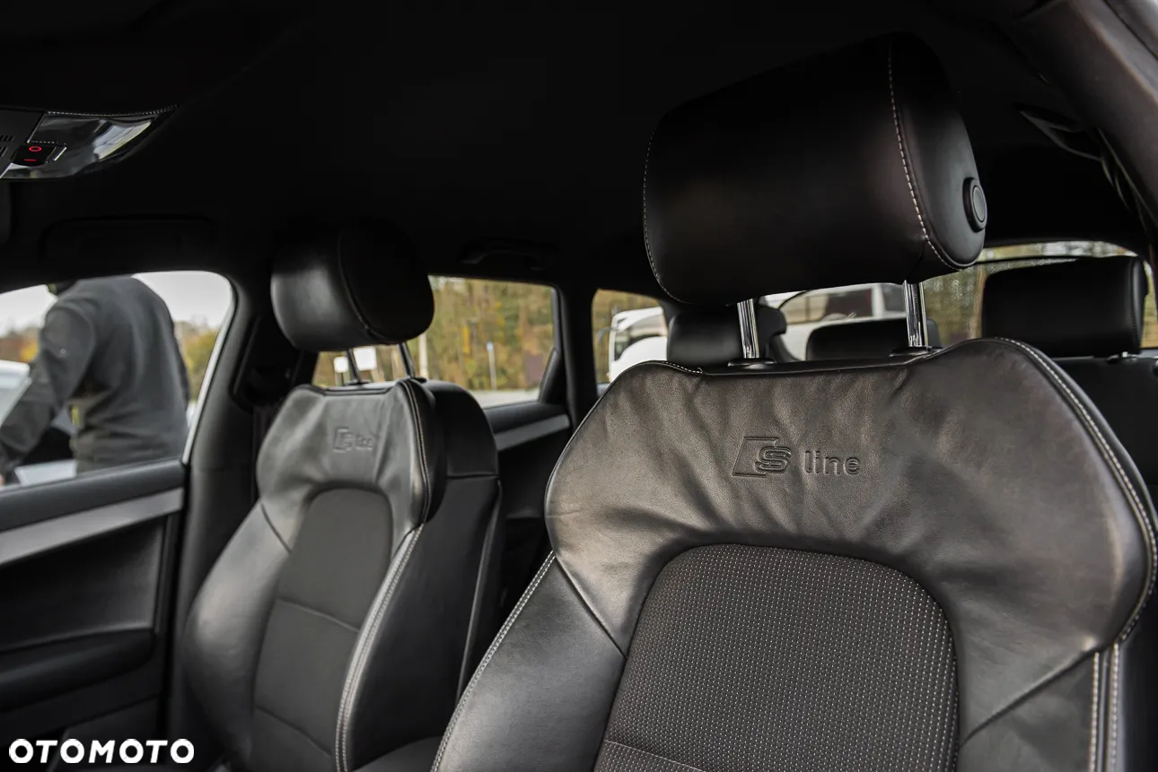 Audi A3 2.0 TFSI Sportback quattro S tronic S line Sportpaket - 19