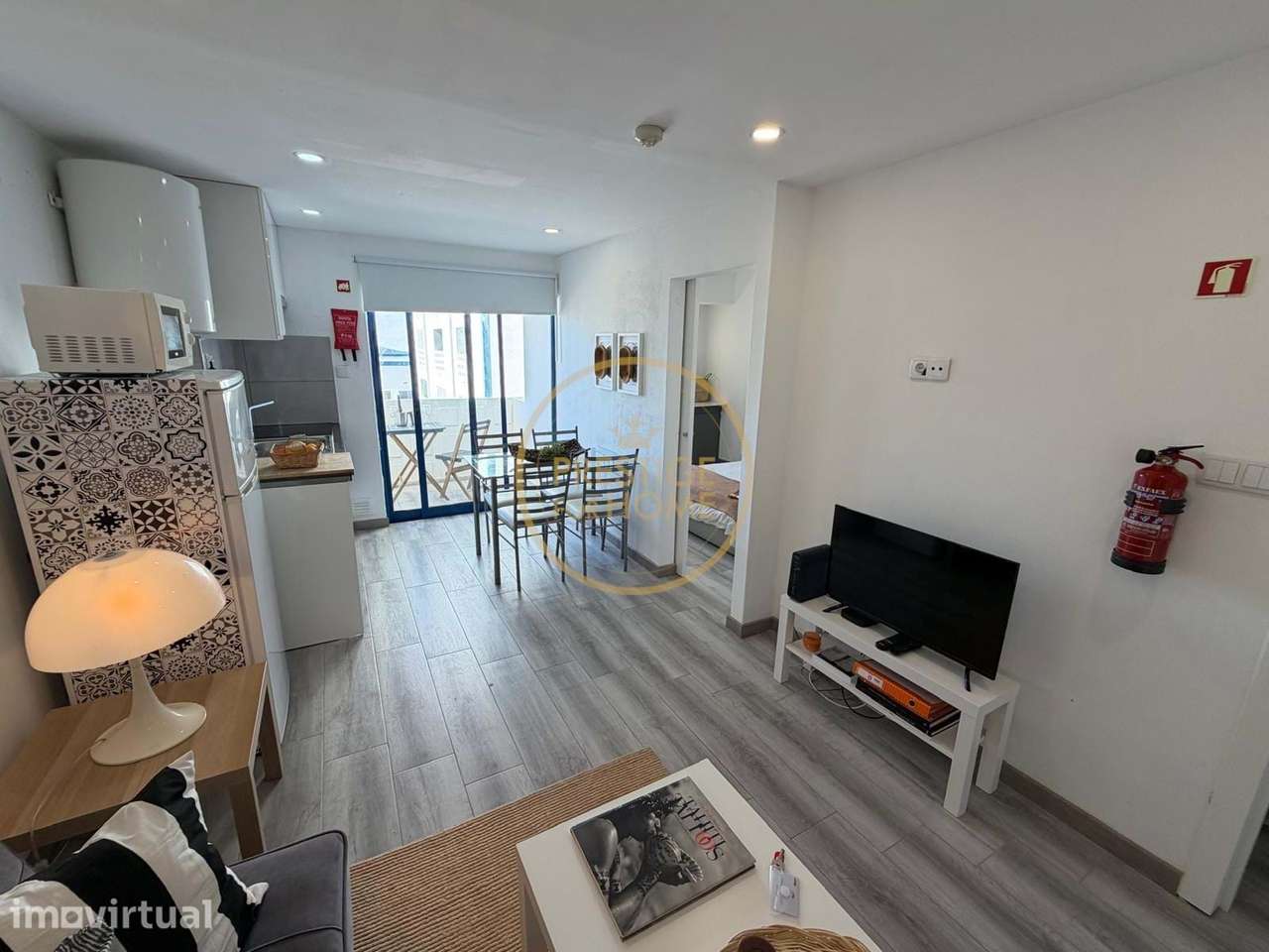 Apartamento T1 Praia da Rocha - perto da praia - varanda - condomínio - Grande imagem: 2/25