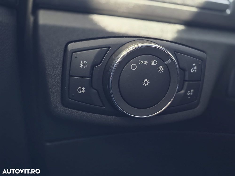 Ford Mondeo 2.0 TDCI PowerShift Titanium - 6