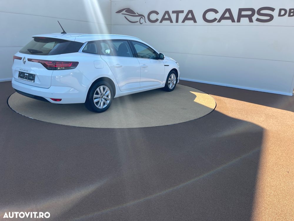 Renault Megane BLUE dCi EDC Intens - 14