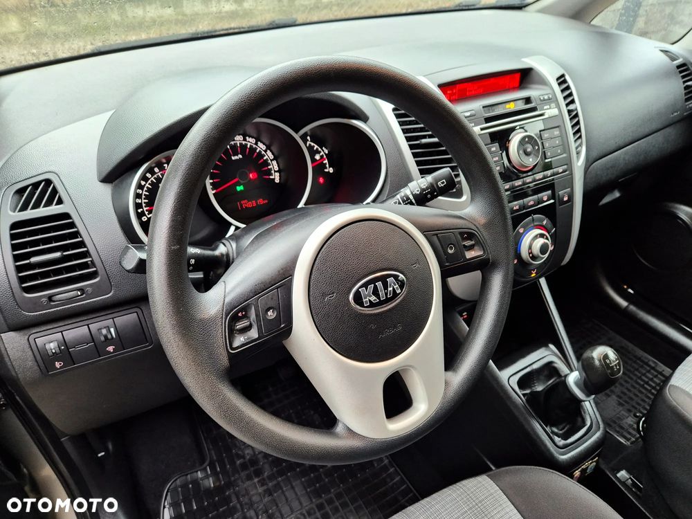 Kia Venga 1.4 S - 10