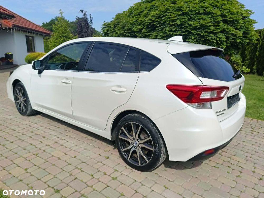 Subaru Impreza 1.6i Lineartronic Exclusive - 11