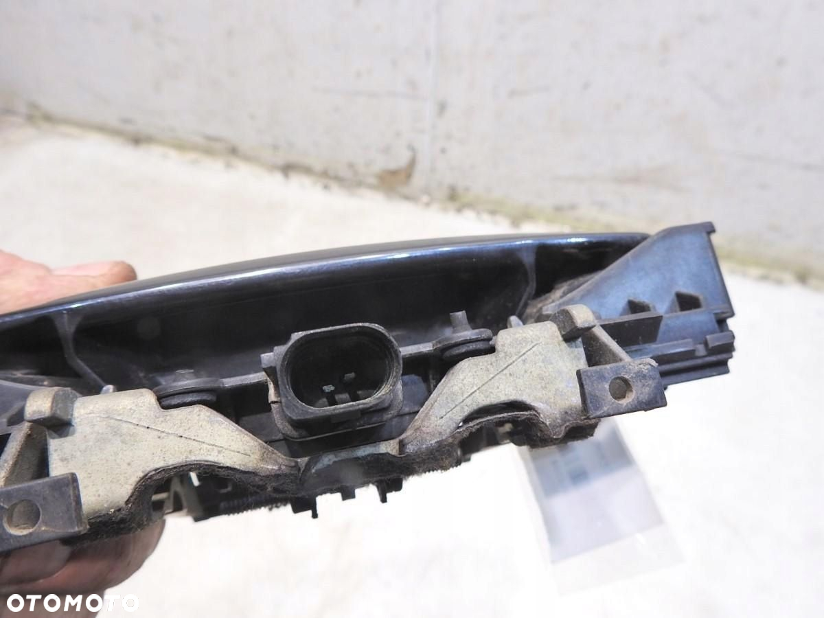 KLAMKA KLAMKI DRZWI LZ9W AUDI A8 D3 4E0949137 - 4