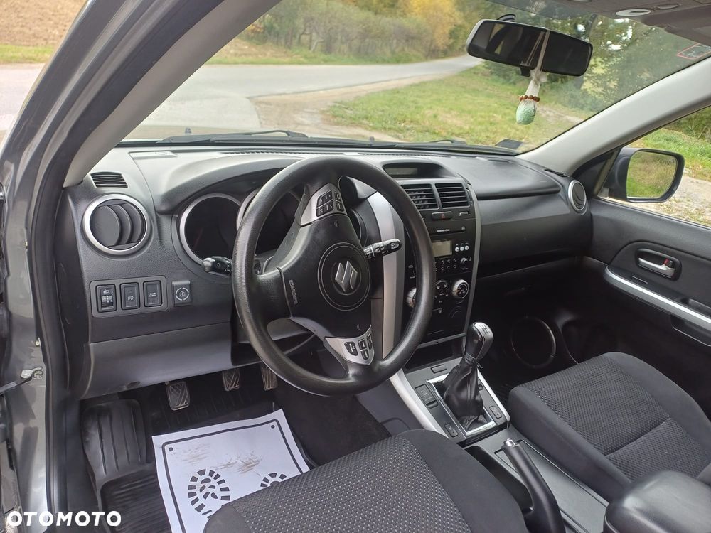 Suzuki Grand Vitara - 16