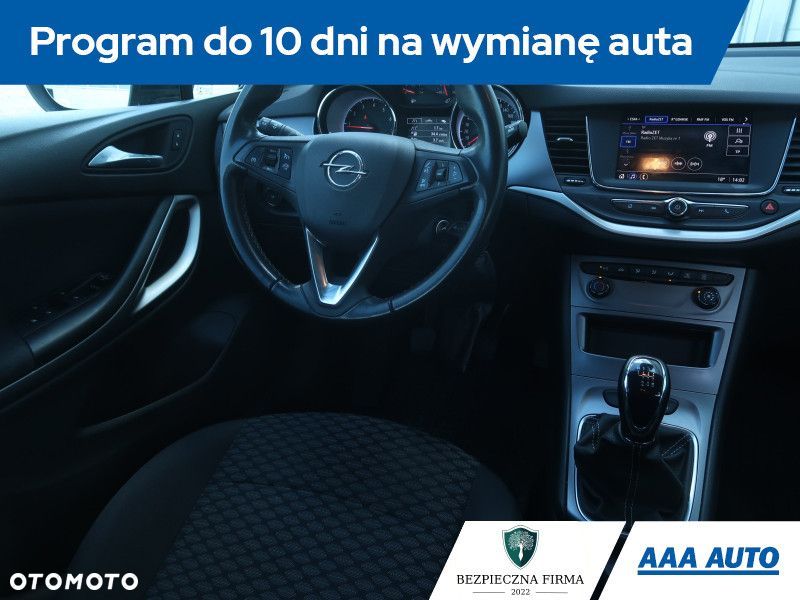 Opel Astra - 8