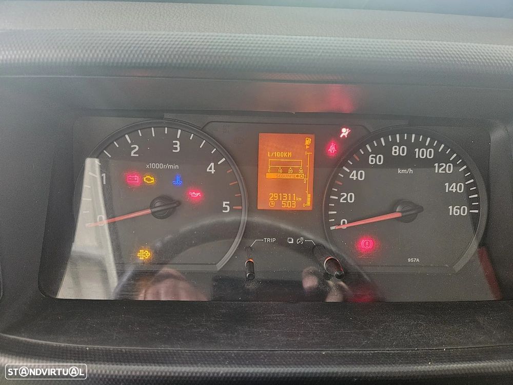 Nissan CABSTAR NT 400 IVA DEDUTÍVEL - 14