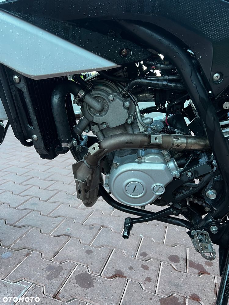 Yamaha WR - 6