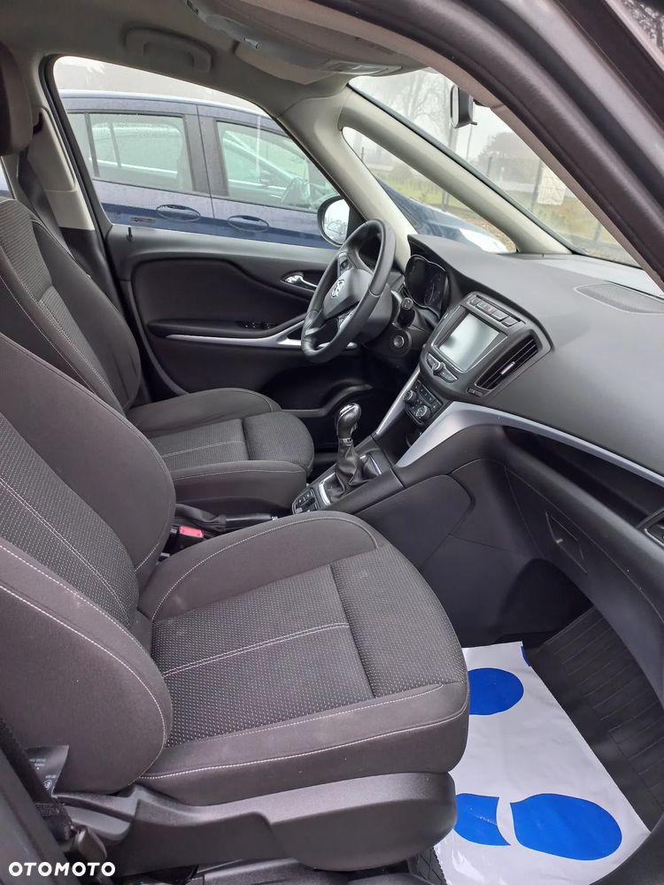 Opel Zafira - 3