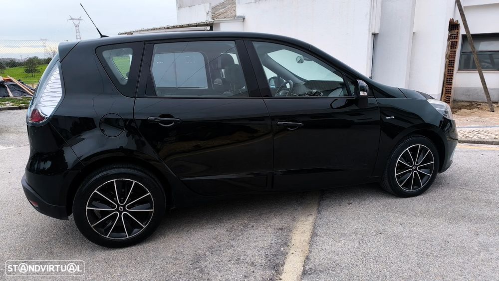 Renault Scénic Energy dCi 130 Start & Stop Bose Edition - 20