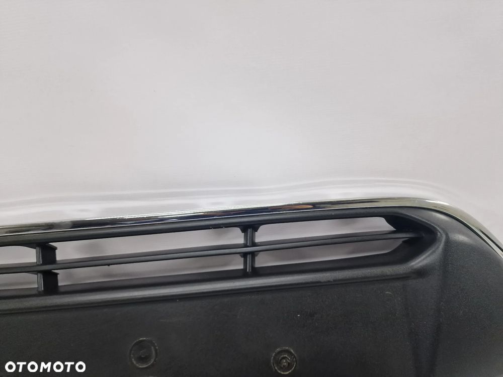 FORD C-MAX MK2 10- KRATKA ŚRODKOWA ZDERZAKA PRZEDNIEGO PRZÓD , NR D2ABB , NR AUKCJI KR172 - 8