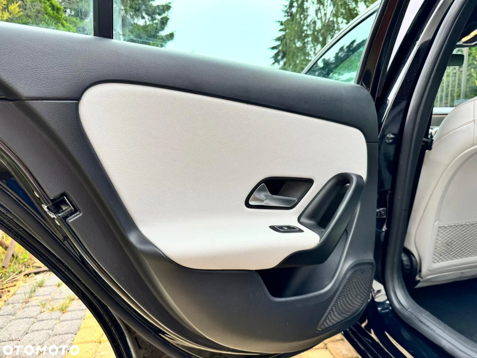 Mercedes-Benz Klasa A 250 4-Matic 7G-DCT - 15