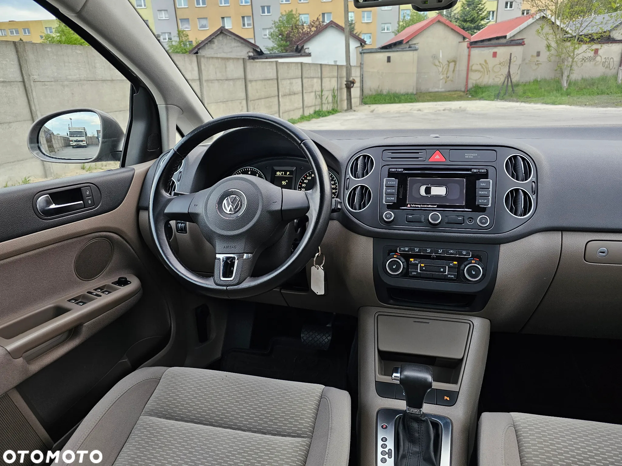 Volkswagen Golf Plus 1.6 Highline DSG - 13