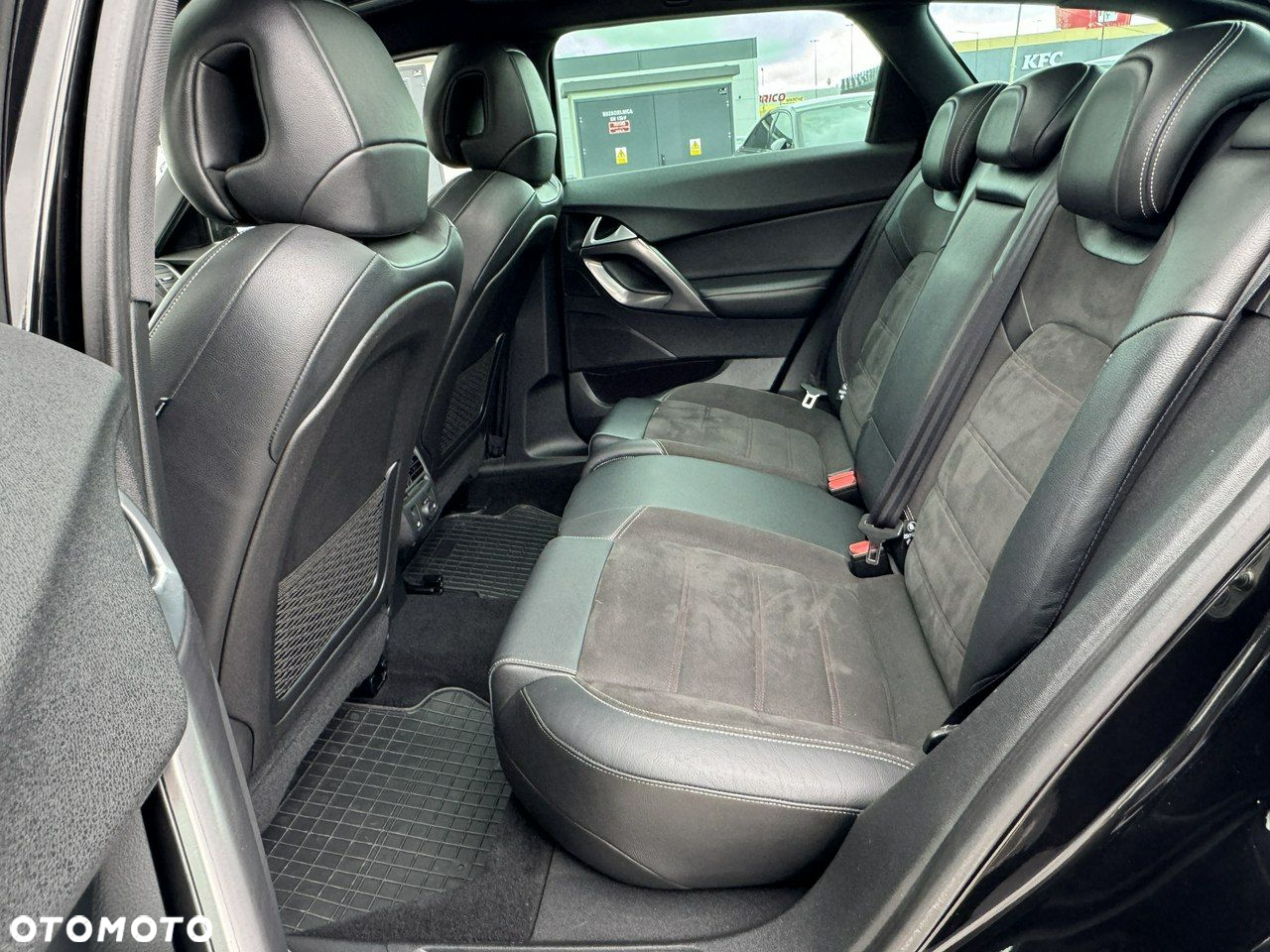 Citroën DS5 BlueHDi 150 Sport Chic - 32