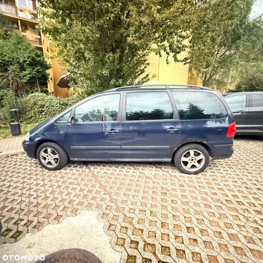 Volkswagen Sharan 2.0 TDI Trendline - 2