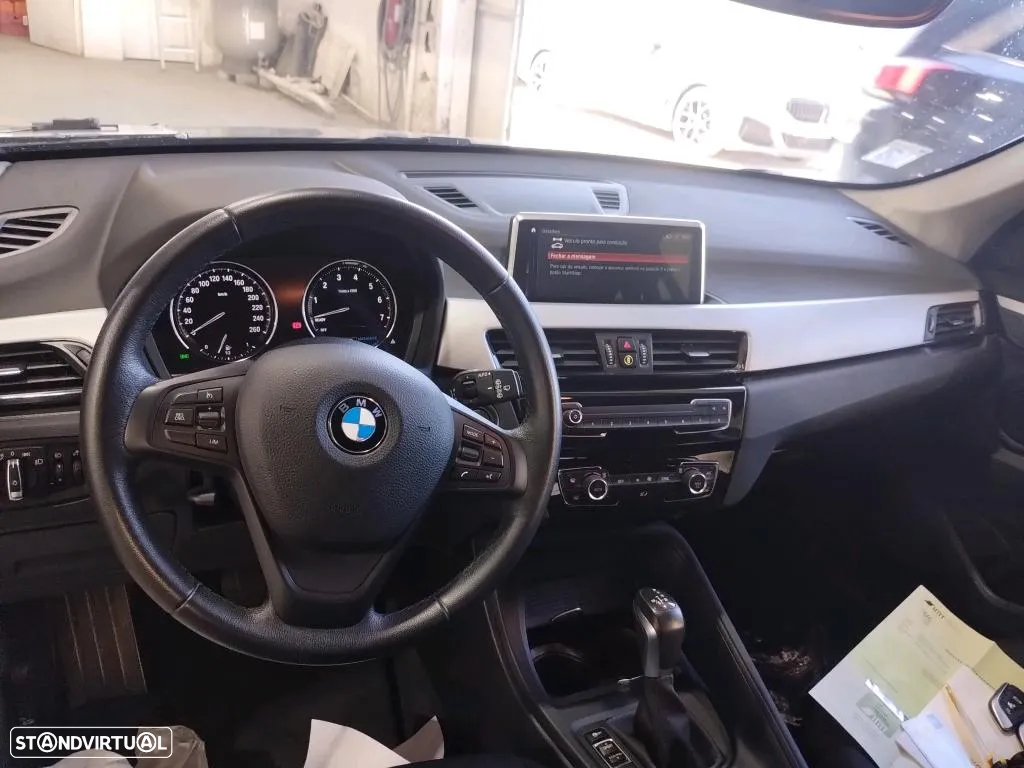 BMW X1 25 e xDrive - 10