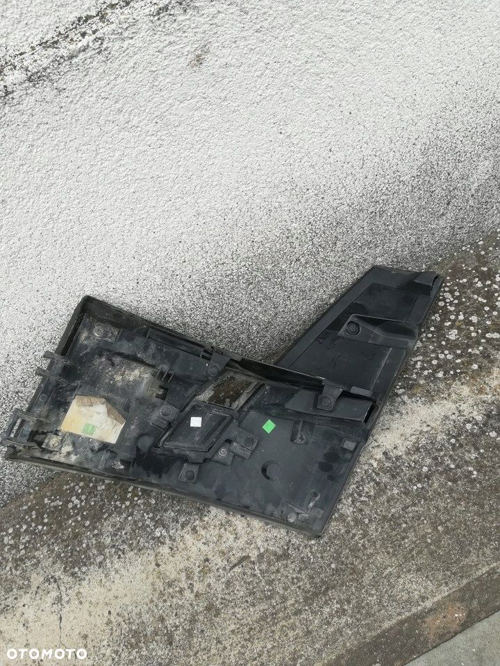 RENAULT RANGE GAMA T LIFT NAROŻNIK ZDERZAKA PRZEDNIEGO PRAWY ORYGINAŁ - 2