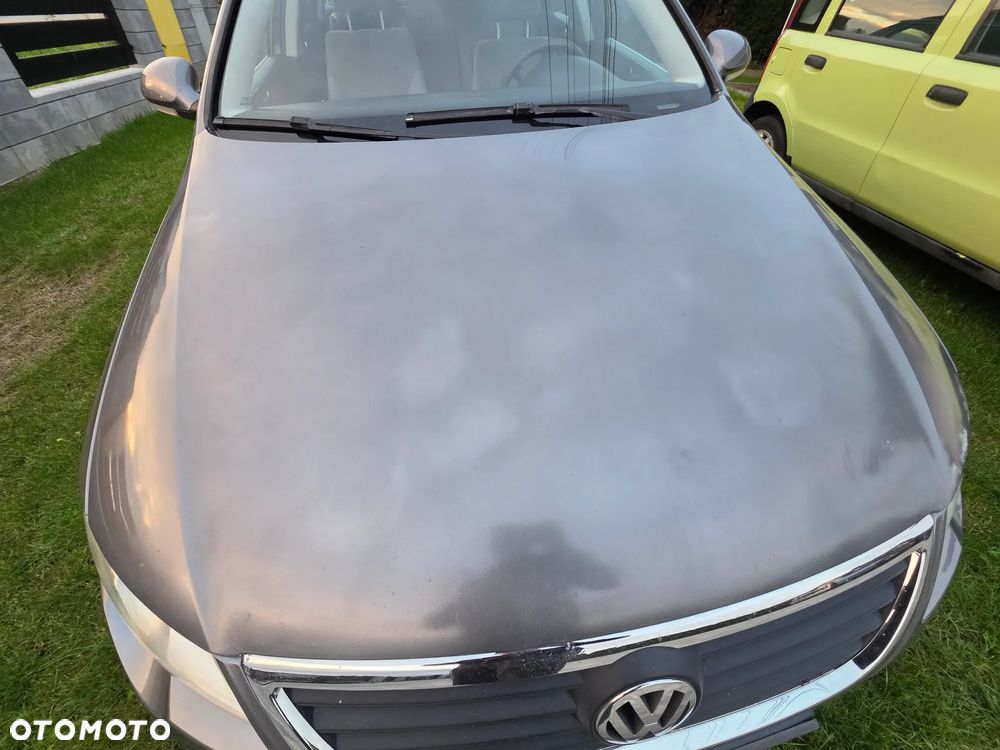 Volkswagen Passat 1.9 TDI Comfortline - 9