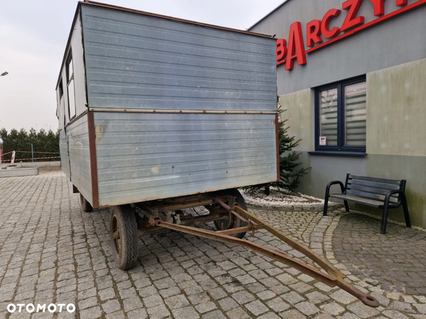 Przyczepa do przewozu osób