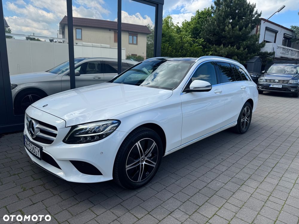 Mercedes-Benz Klasa C 220 d 4Matic 9G-TRONIC Avantgarde - 2