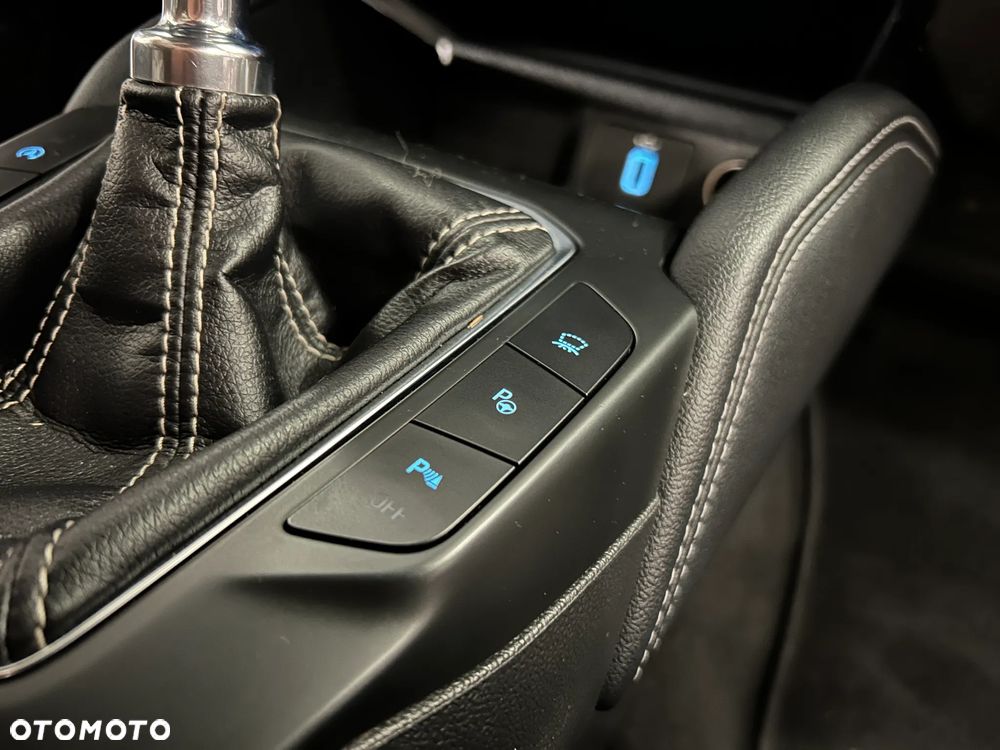 Ford Focus 2.3 EcoBoost ST Edition - 30