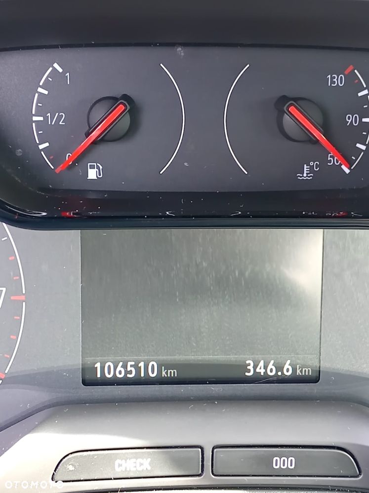 Opel Grandland X 1.2 T Enjoy S&S - 11