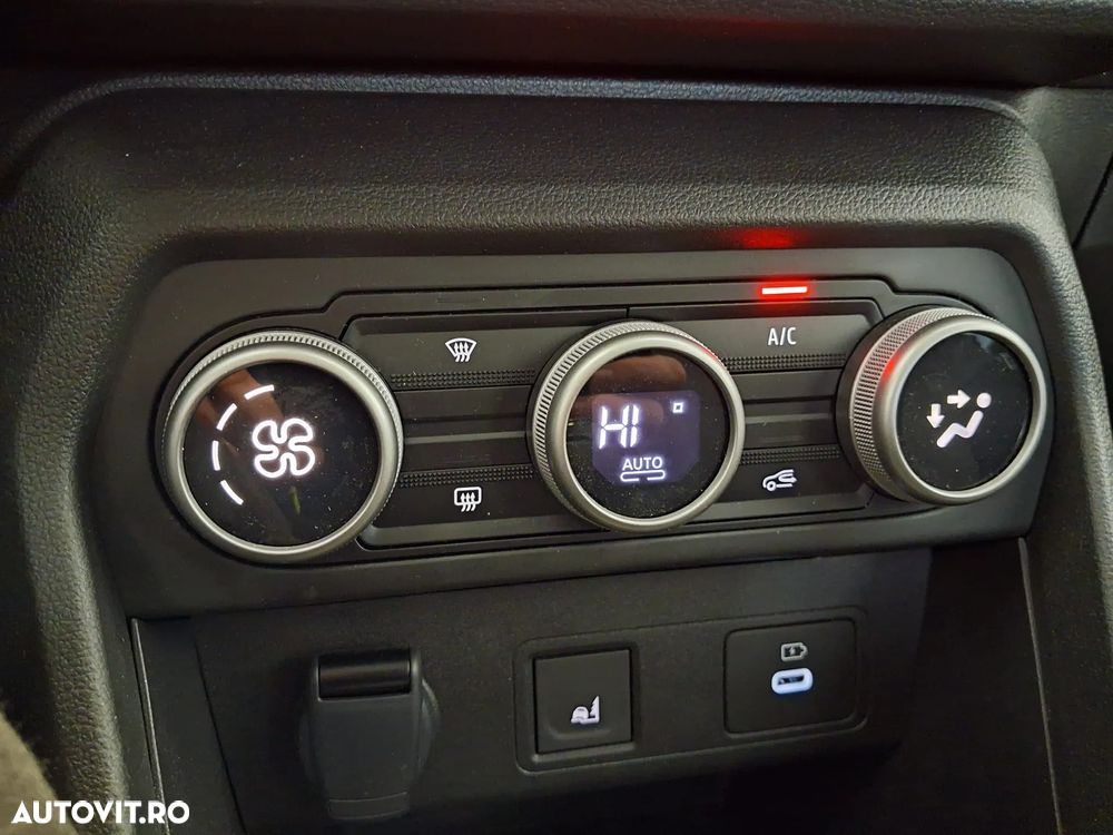 Dacia Sandero Stepway TCe 110 MT6 Extreme+ - 8