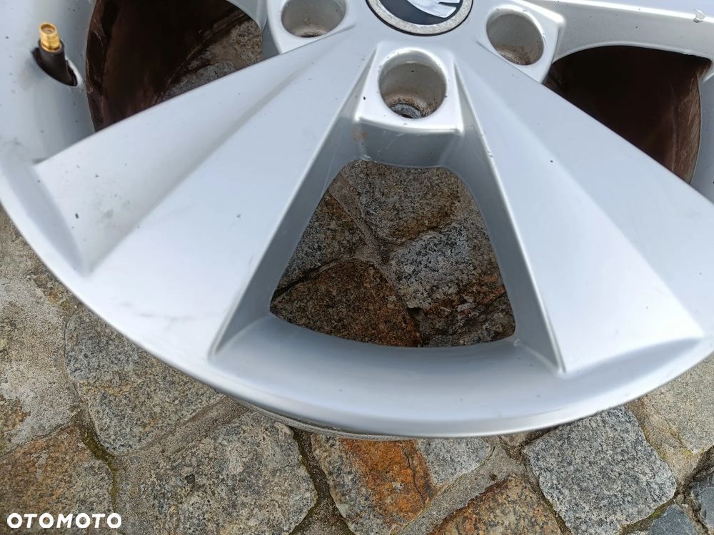 Felgi Aluminiowe 16 Skoda Octavia 3 5x112 ET46 5E0601025C Koła VW Seat Audi - 13