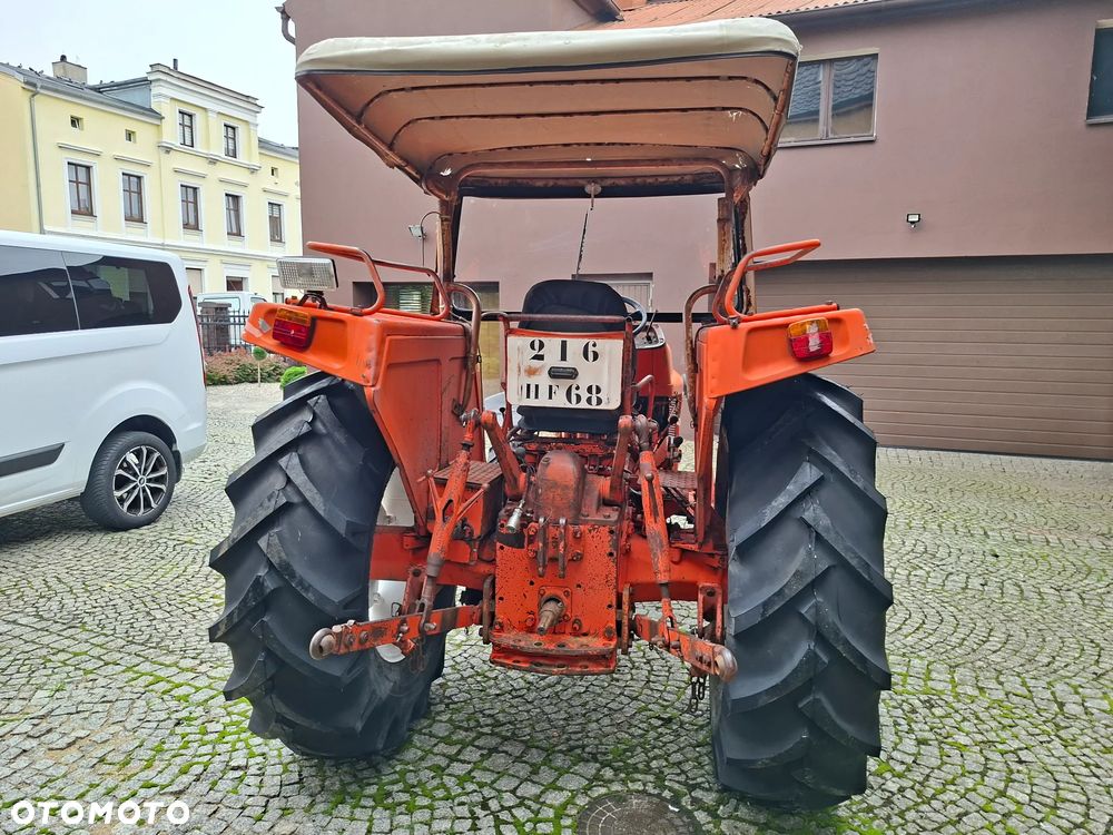 Renault 385 Master 1 - 7